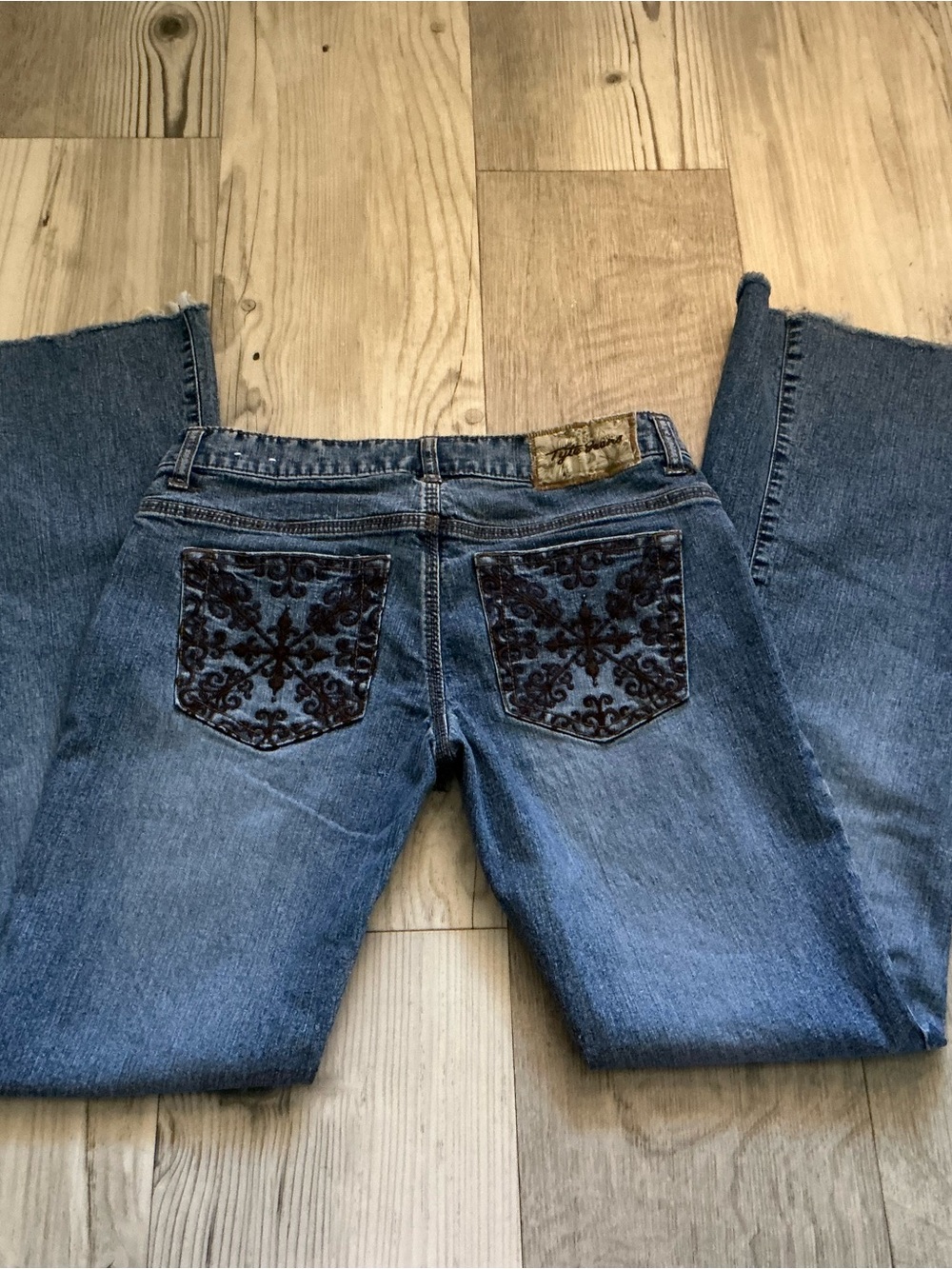 Vintage 90s Tyte jeans women’s light-wash low rise embroidered jeans size 3